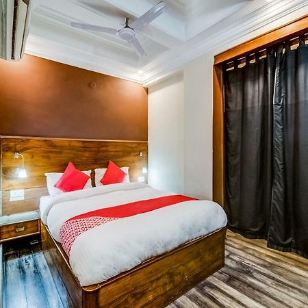 OYO 24171 Hotel Meridian Jamshedpur Buitenkant foto