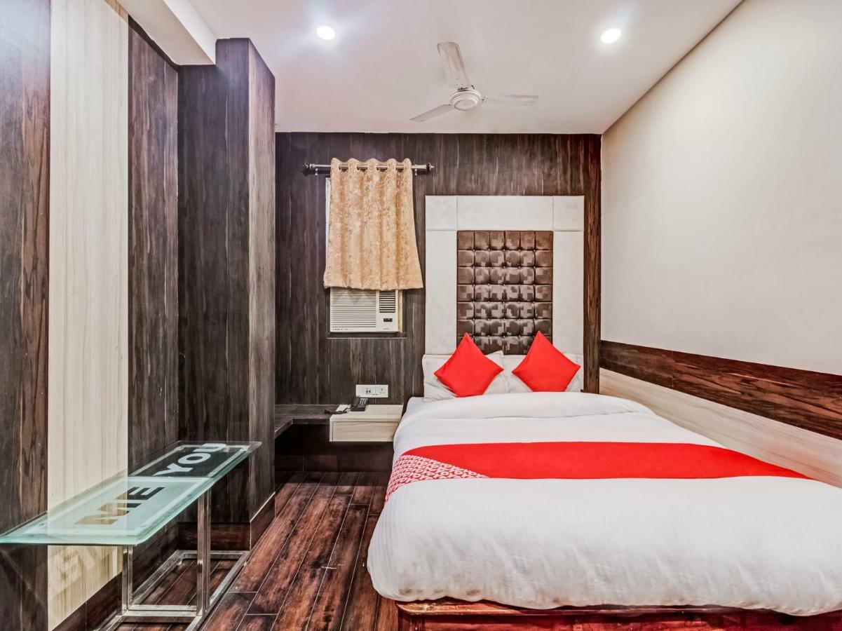 OYO 24171 Hotel Meridian Jamshedpur Buitenkant foto