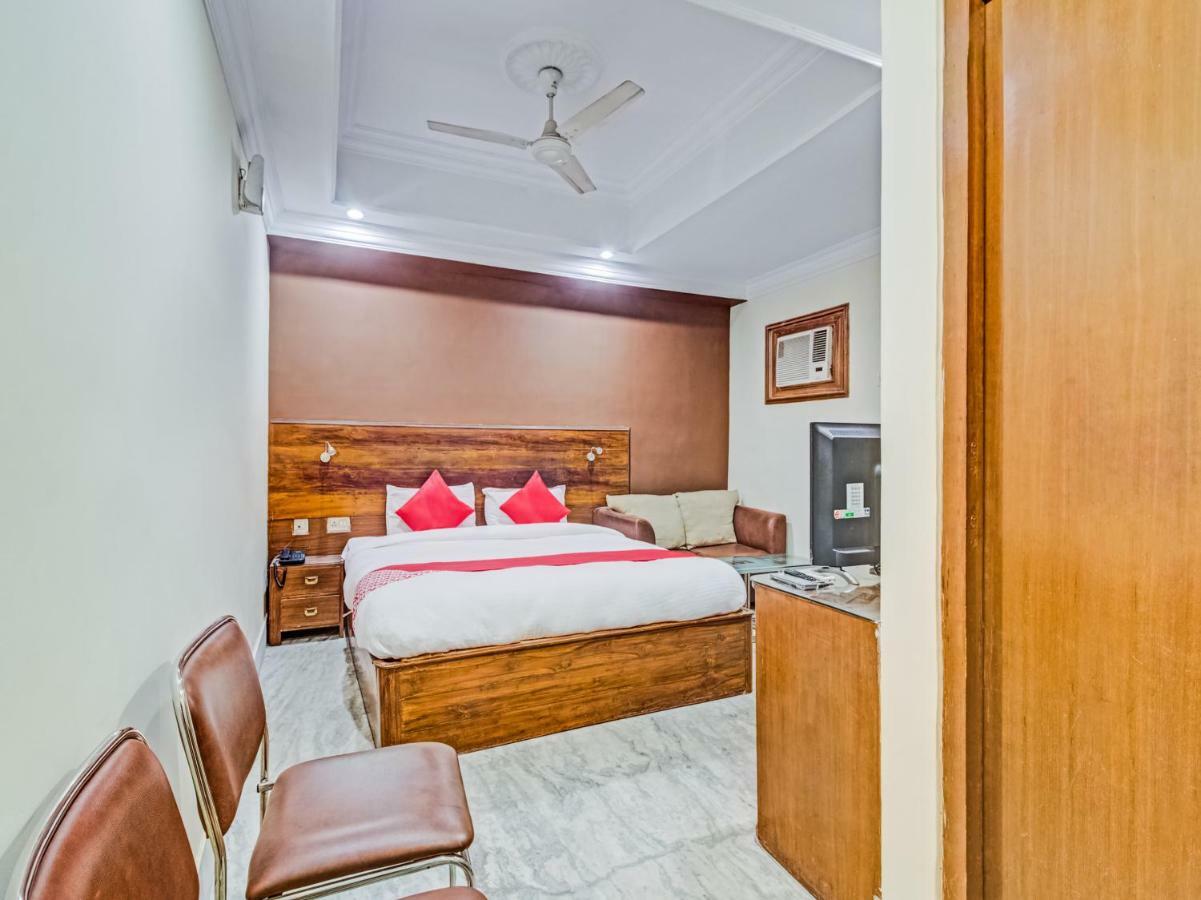 OYO 24171 Hotel Meridian Jamshedpur Buitenkant foto